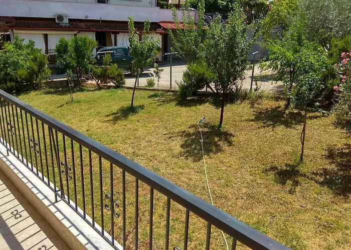 Christos Central Apartment